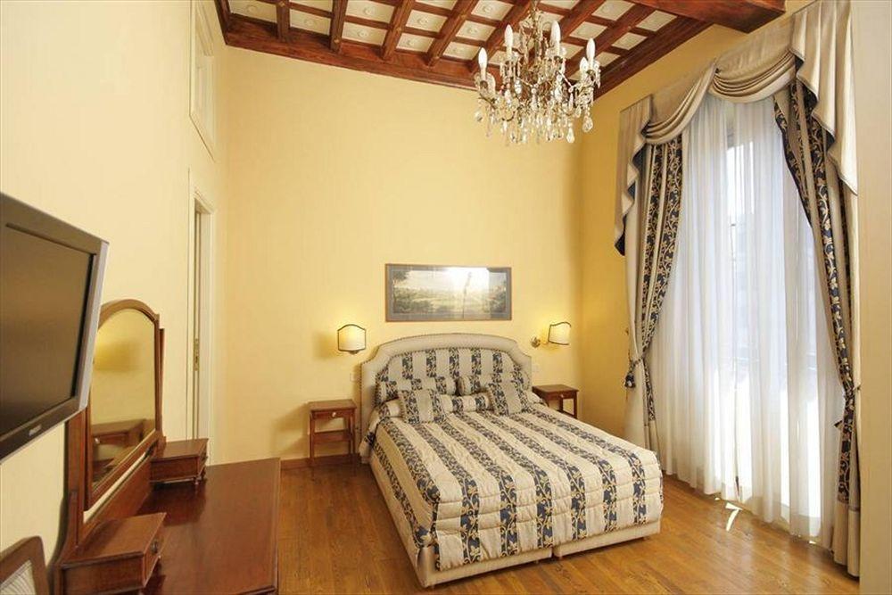 Pensión Internazionale Domus 2*